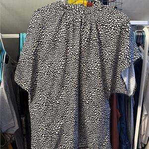10 Items for $20: Amazon Black and White Patterned Blouse